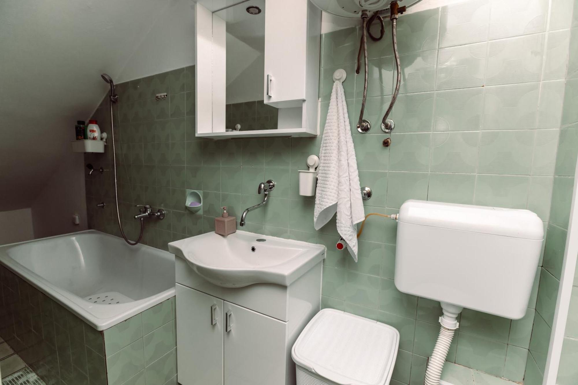 Apartmani Bulevar Cetinje Eksteriør billede